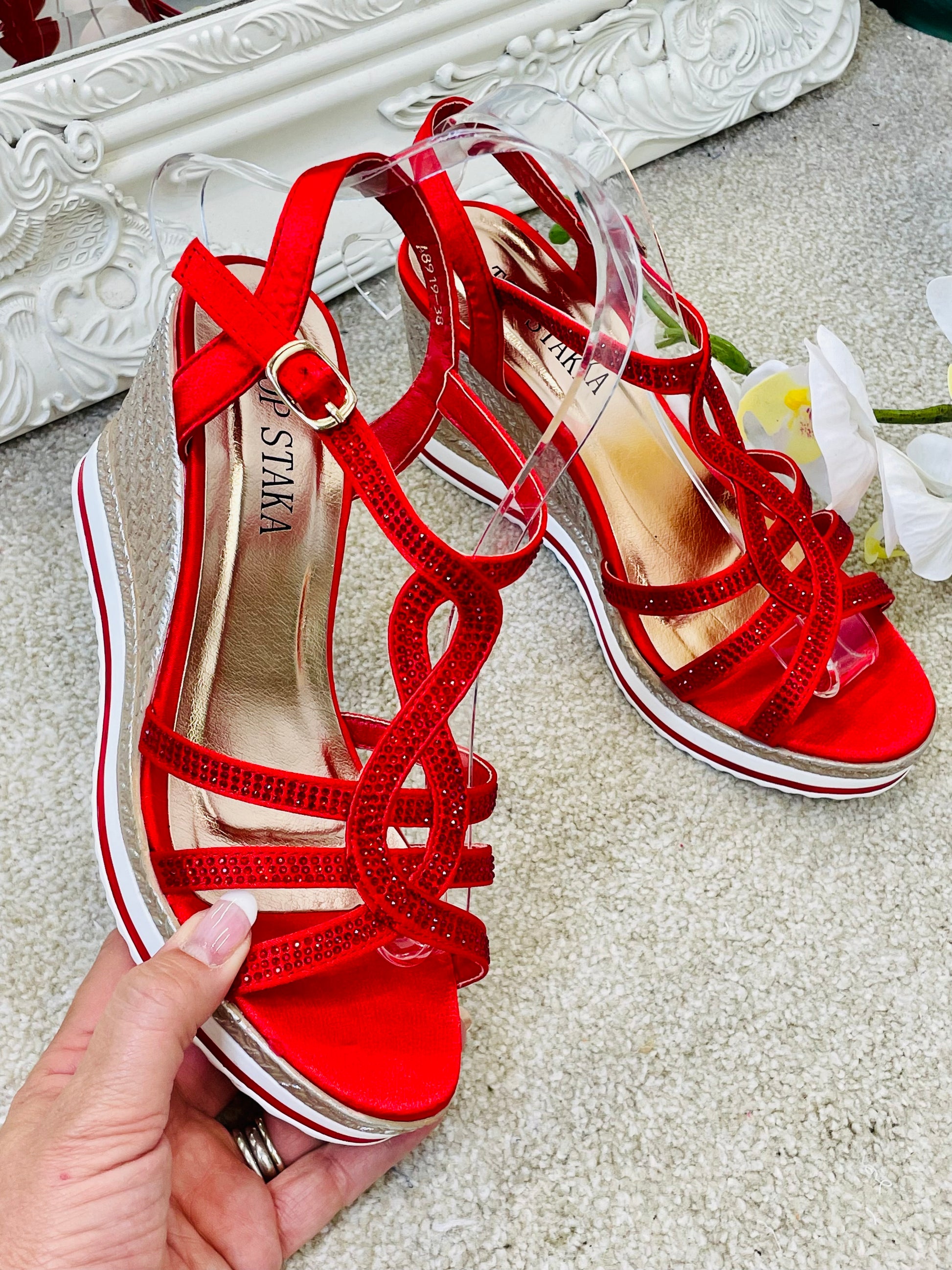 sparkly-red-wedge-heel-sandals-8919