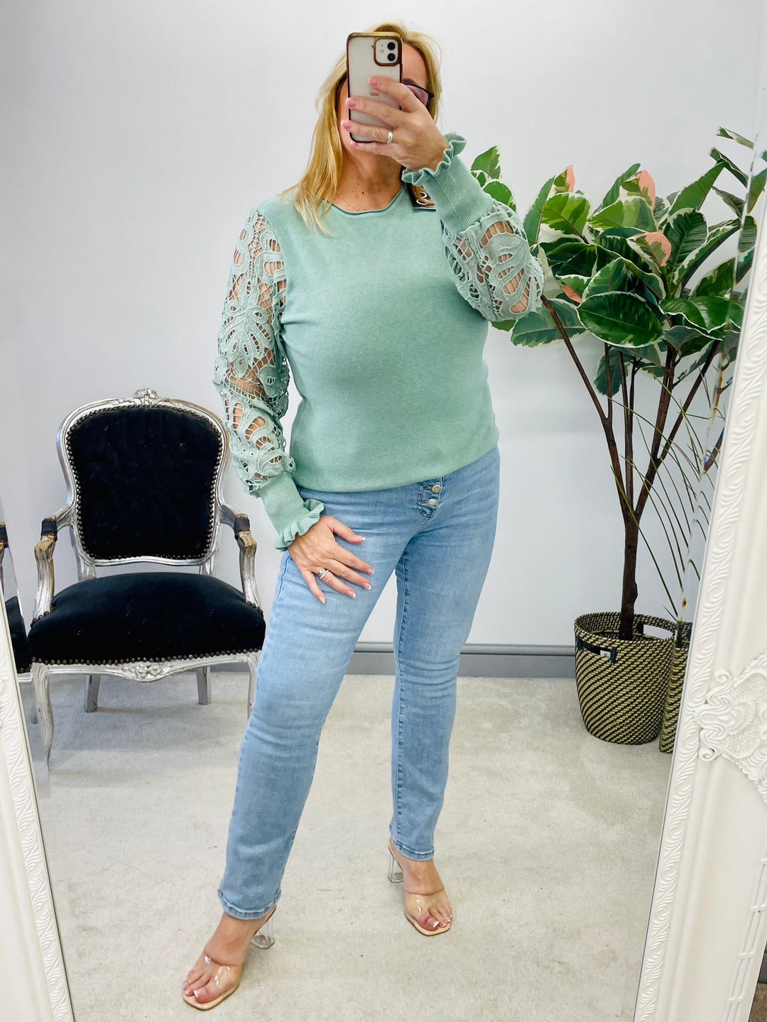 The PORTA lace sleeve jumper - 7 colours