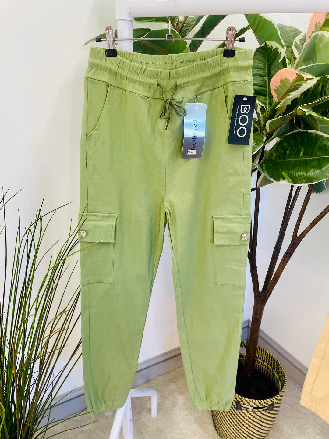 The PETRA joggy cargo trousers - 6 colours