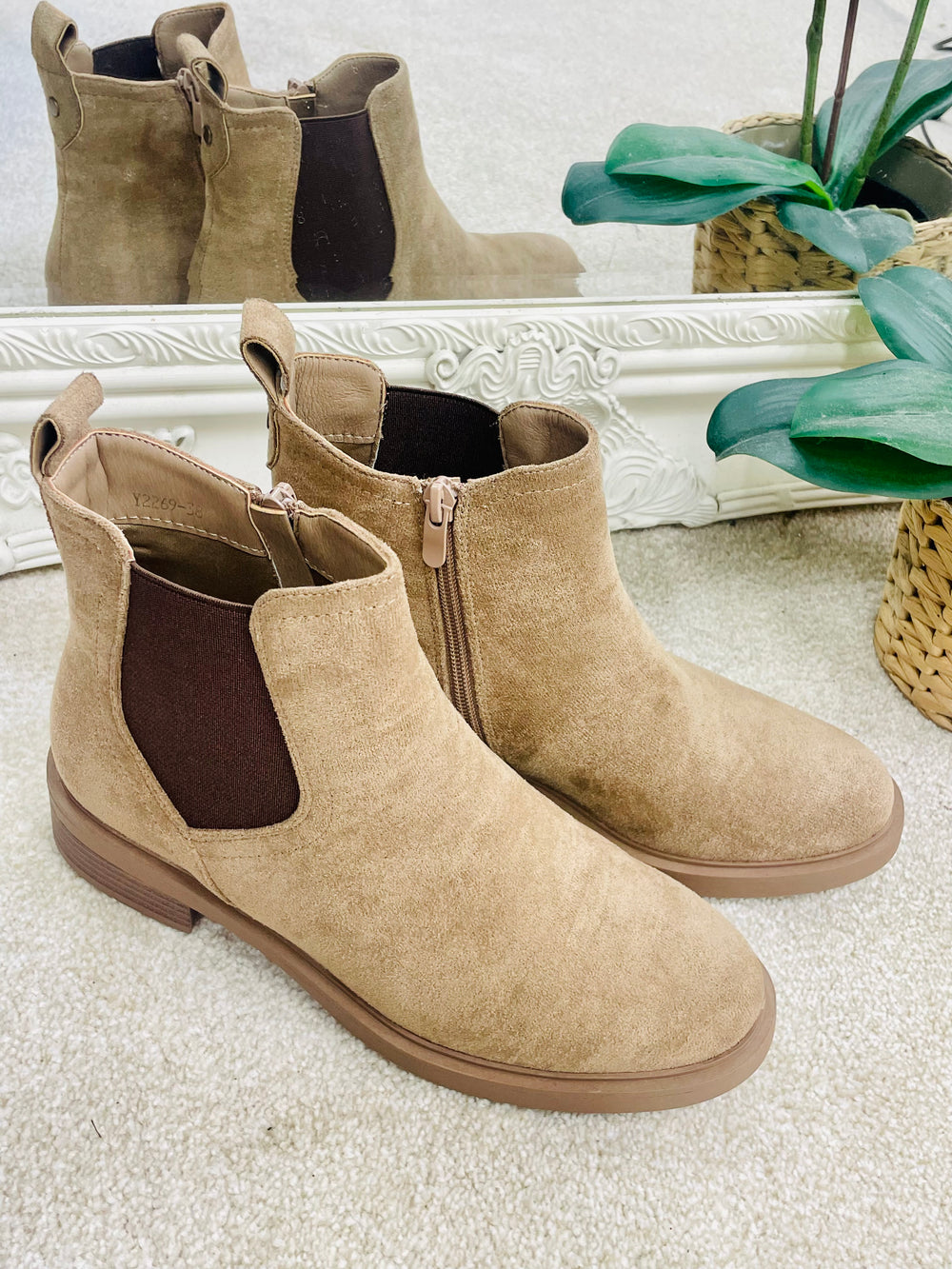 LADIES WOMENS BEIGE FAUX SUEDE DEALER STYLE ANKLE BOOTS