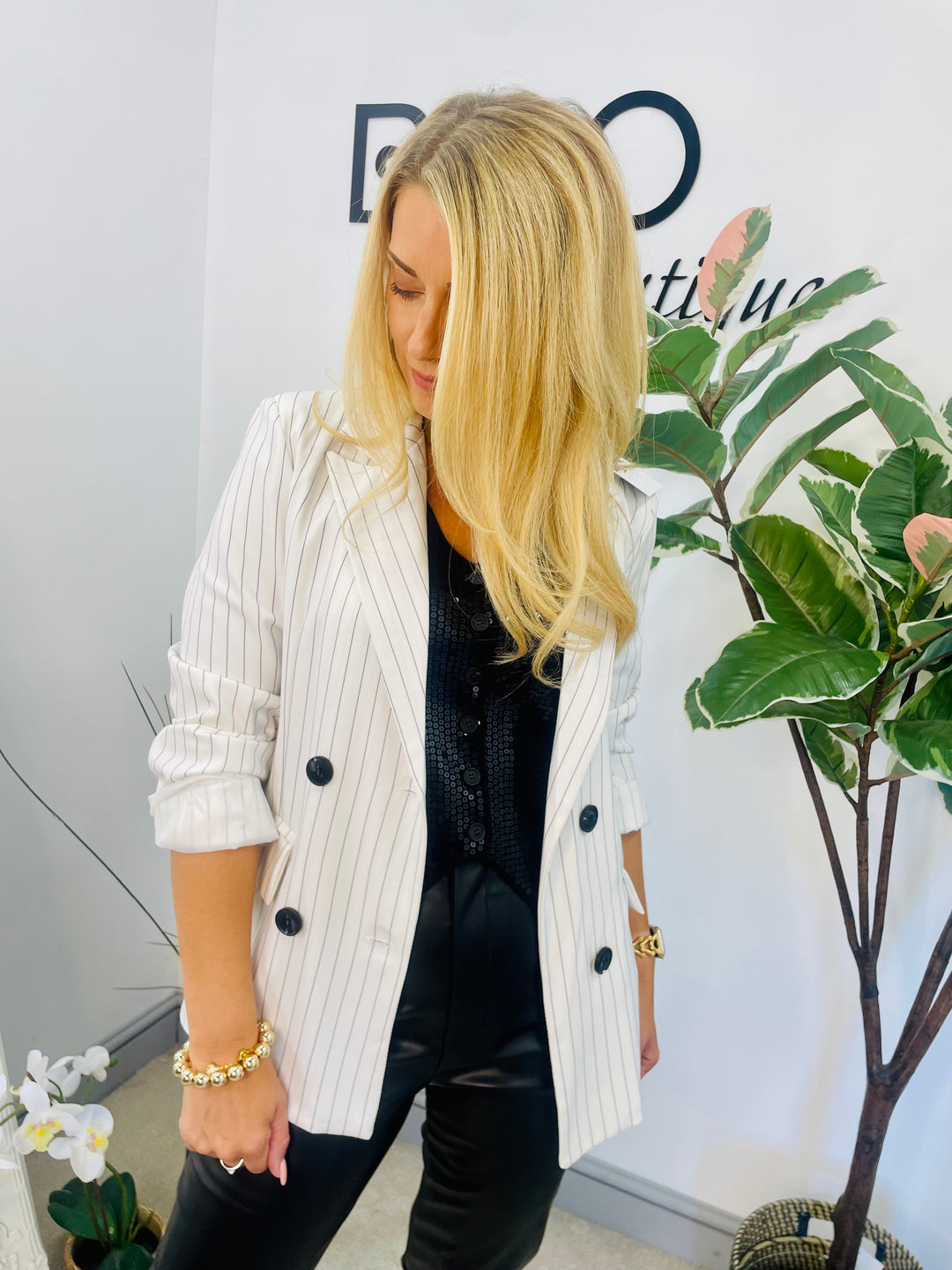 The MOLLY pinstripe blazer - white and navy