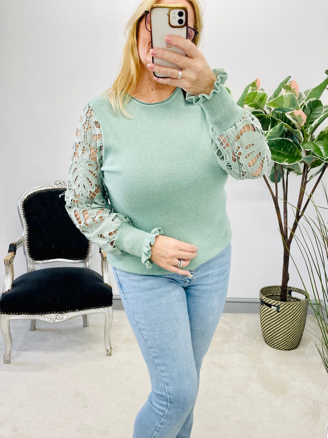 The PORTA lace sleeve jumper - 7 colours