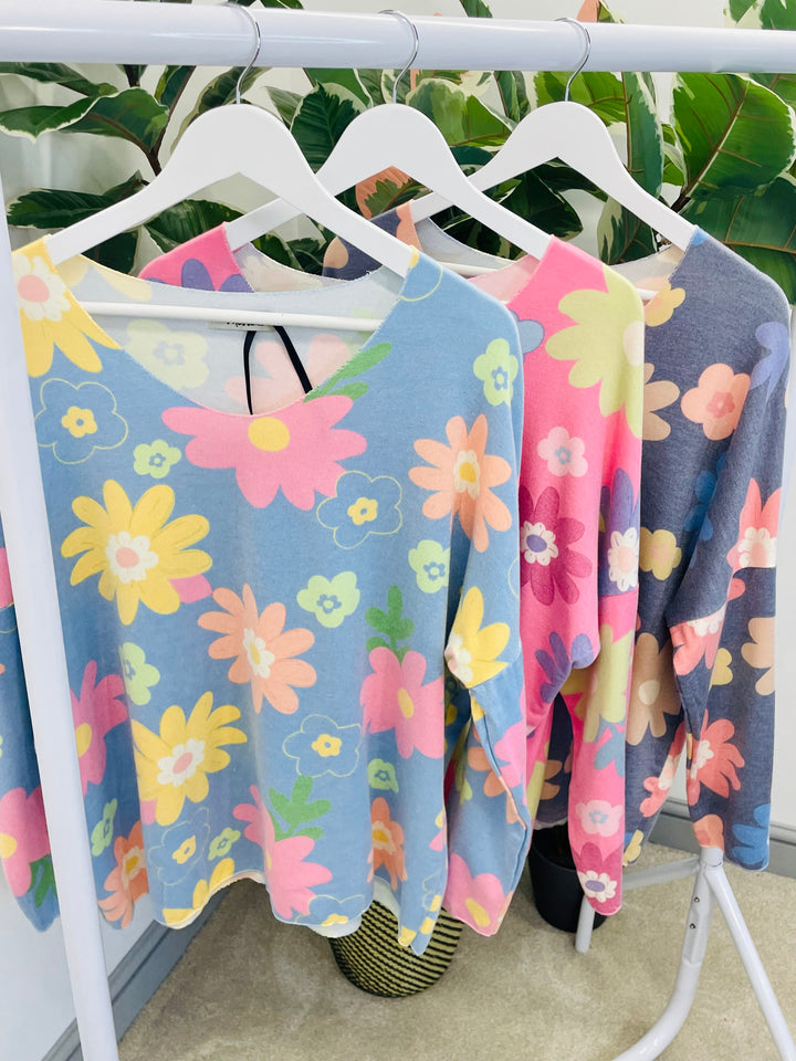 The LEAH flower top - 3 colours