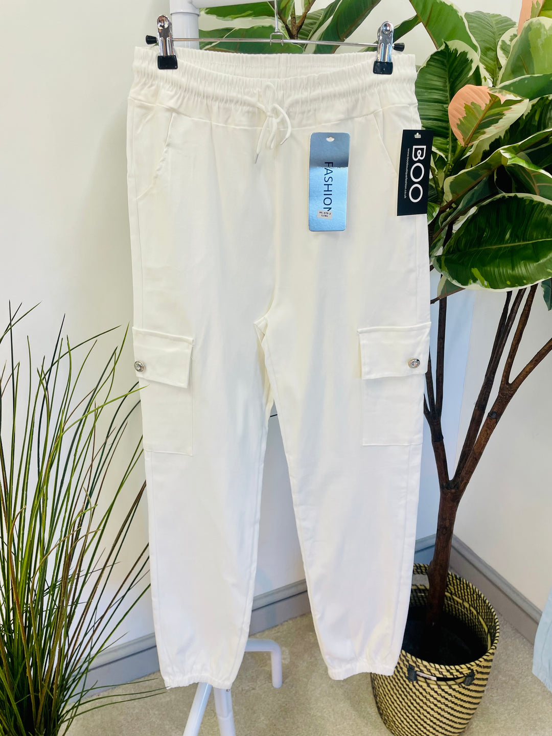 The PETRA joggy cargo trousers - 6 colours