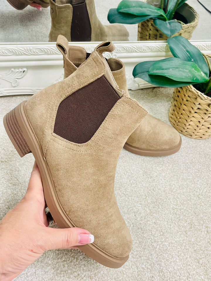 LADIES WOMENS BEIGE FAUX SUEDE DEALER STYLE ANKLE BOOTS