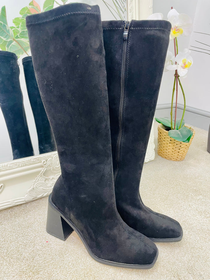 BLACK FAUX SUEDE CALF BOOTS ( H5 )