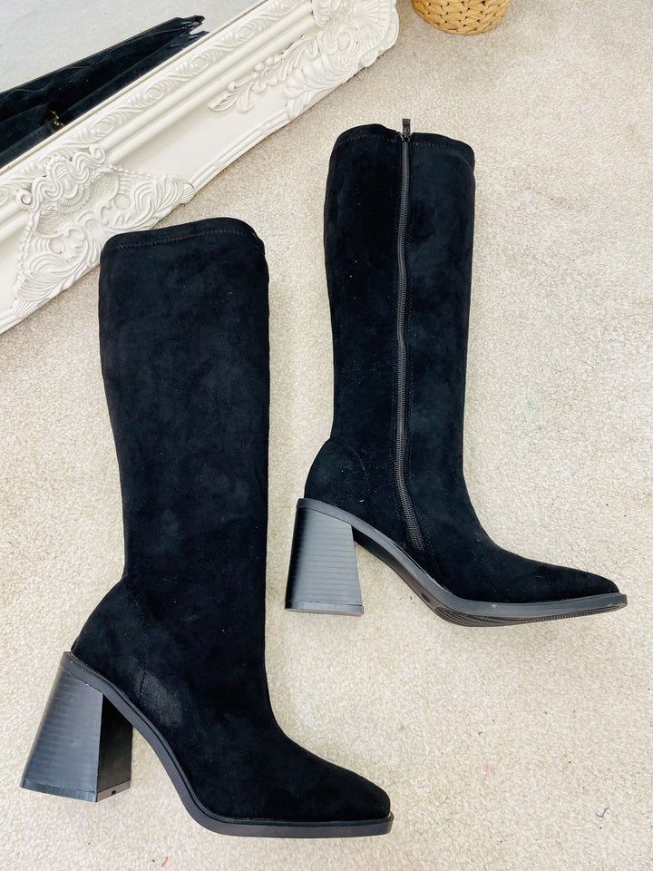 BLACK FAUX SUEDE CALF BOOTS ( H5 )