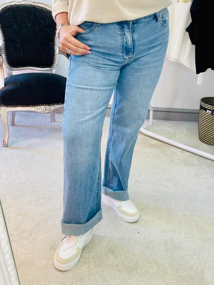 The TONYA wide leg jeans - size 6 to 14