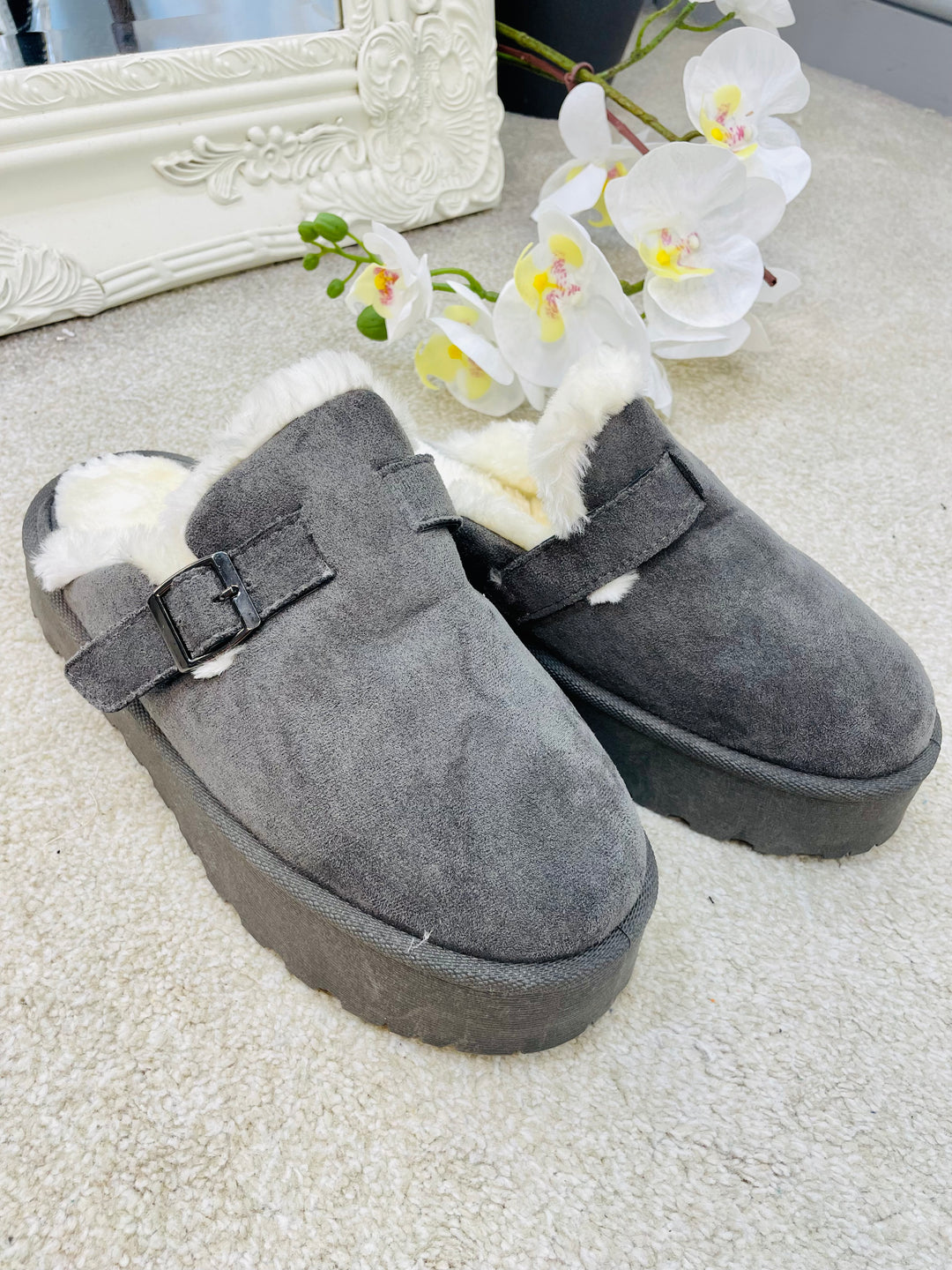 LADIES WOMENS GREY FAUX FUR FLATFORM SLIPPER SLIDER SHOES