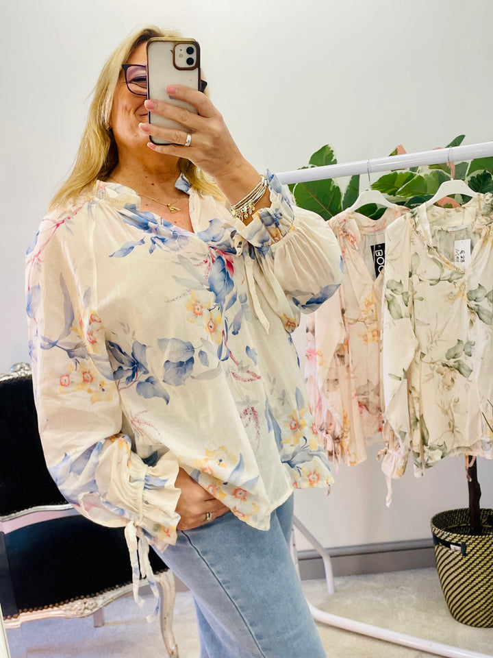 The WALLACE floral floaty top - 3 colours