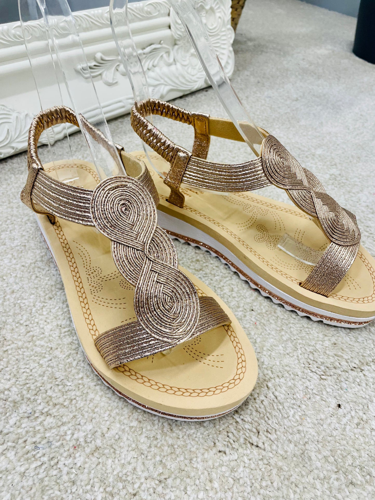 CHAMPAGNE SMALL WEDGE HEEL SANDALS ( 3319 )
