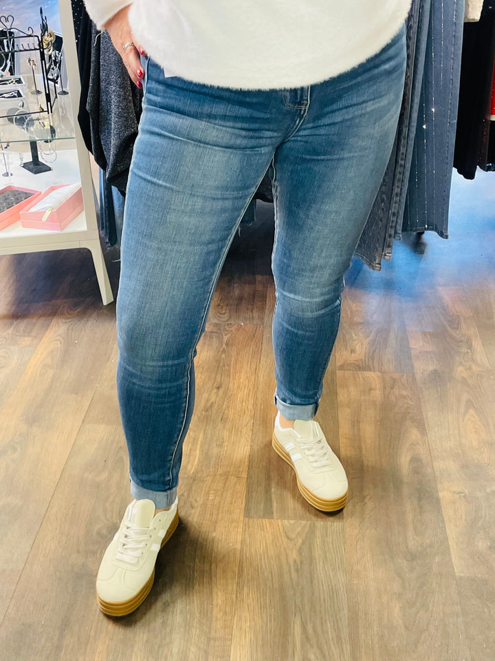 The GILDA skinny jeans - sizes 6 to 16