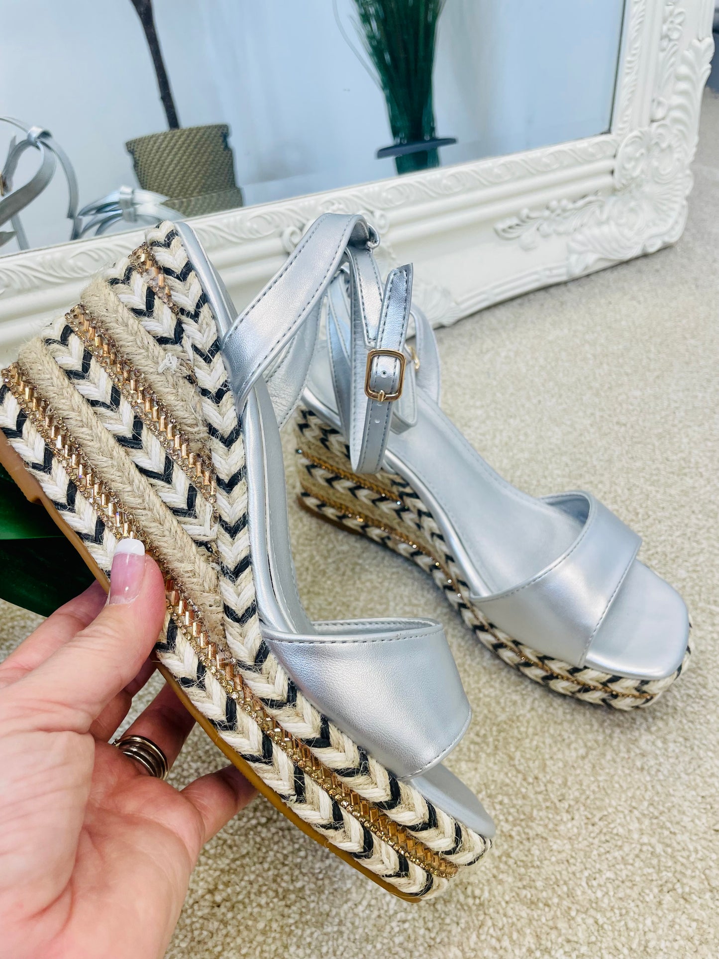 STUNNING WEDGE HEEL SANDALS ( 611 ) - silver 6, 7, 8